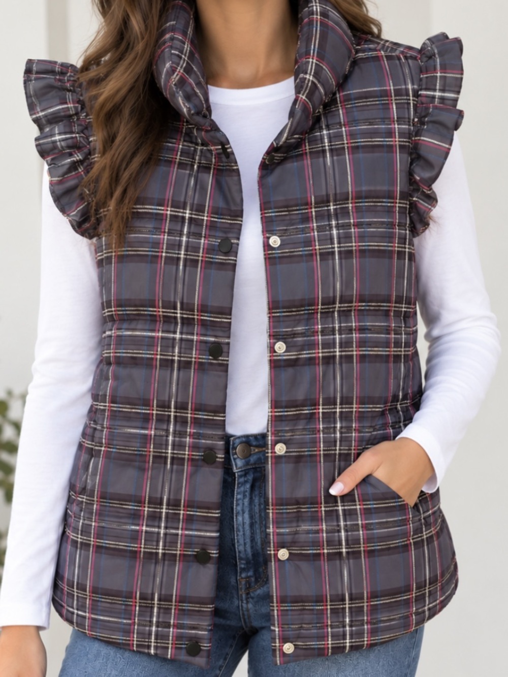 Plaid Quilted Ruffle-Sleeve Puffer Vest - Gray - NWOT- Size - L